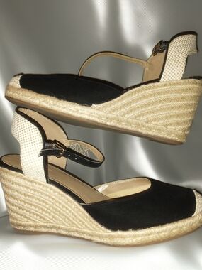 Loft Outlet Wedge Espadrille Sandals in Black and Natural Size 9